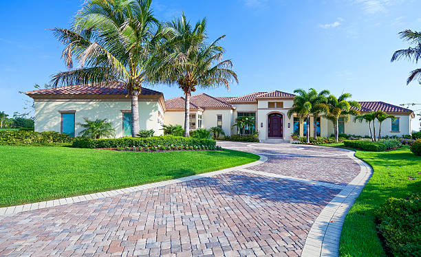 Best Professional Driveway Pavers  in Steilacoom, WA